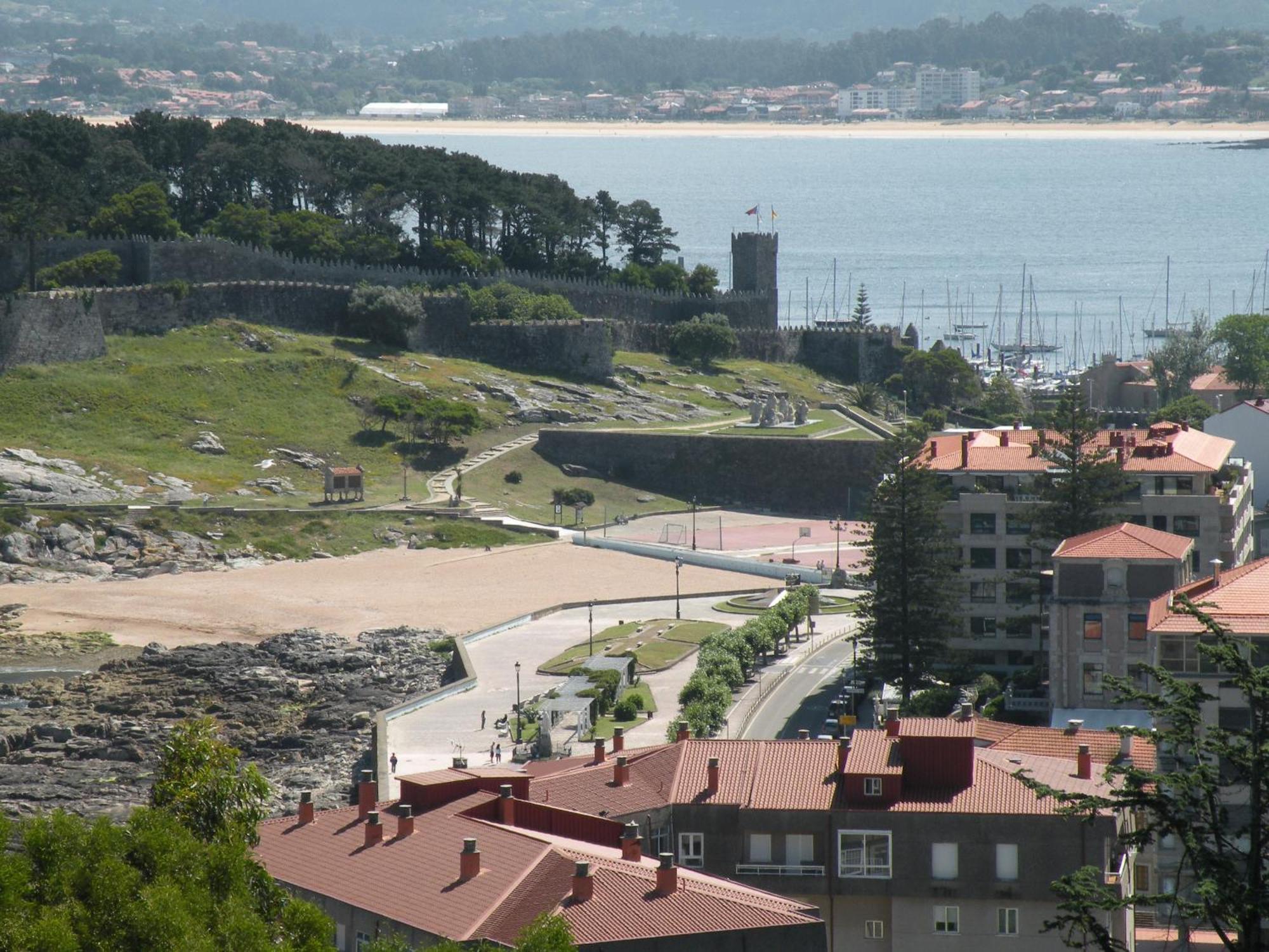 Hotel Rompeolas 바이오나 외부 사진